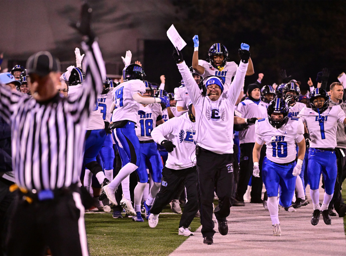 Loyola Academy Lincoln Way East Illinois 8A football November 25 2023 Tim Vizer 24627